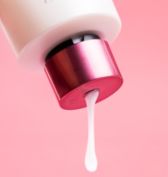 medium_fr_professional_color_shampoo_2_2024_1741086454-bf1793e27739e948627fc6a1d7486415.jpg